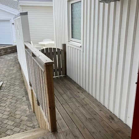 Eget Gaesthus I Vaestkustpaerlan Skaerhamn Villa Luaran gambar