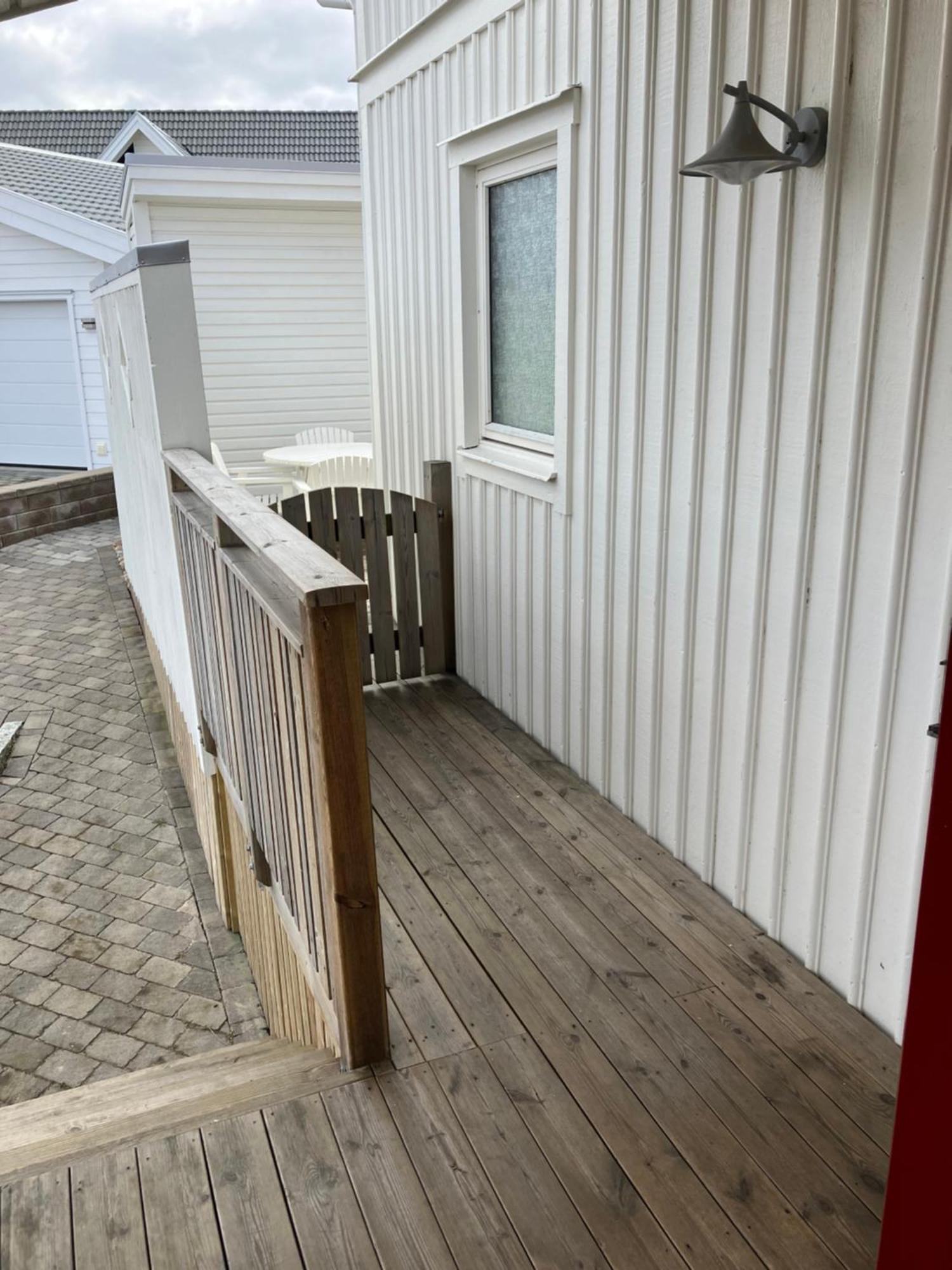 Eget Gaesthus I Vaestkustpaerlan Skaerhamn Villa Luaran gambar