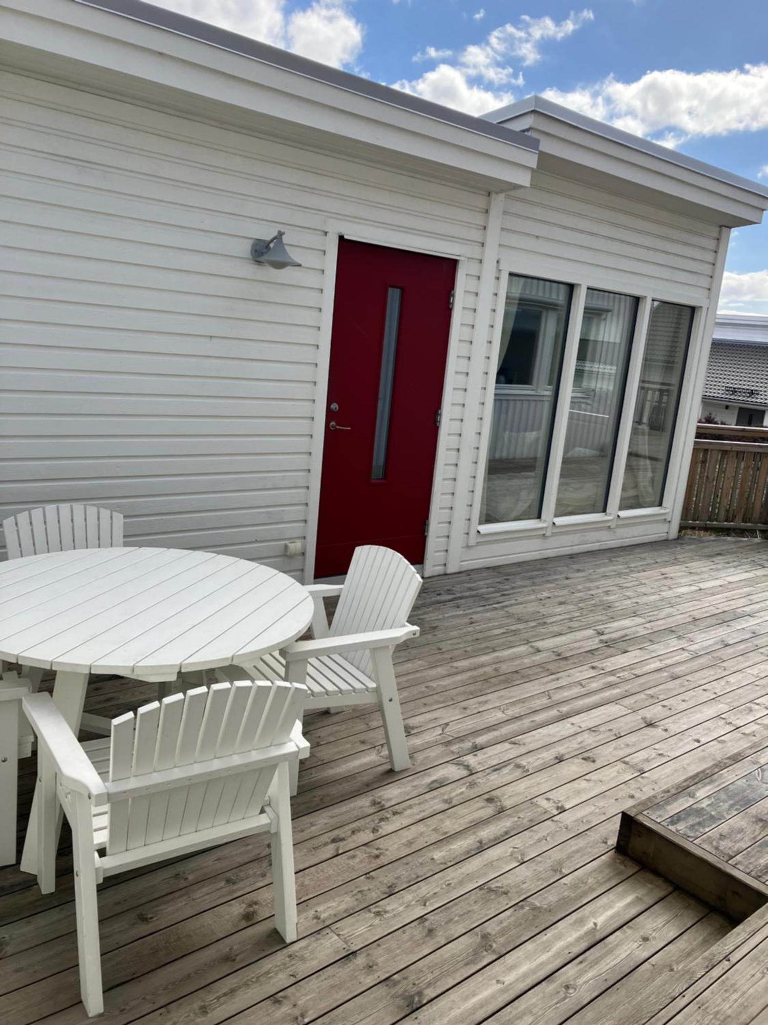 Eget Gaesthus I Vaestkustpaerlan Skaerhamn Villa Luaran gambar